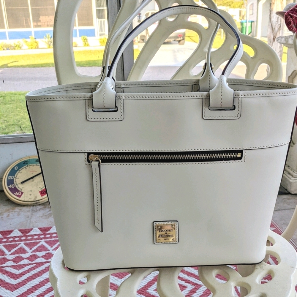 Dooney & Bourke White Tote Bag